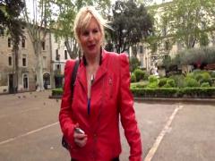 Vieille cochonne francaise baisée comme une chienne